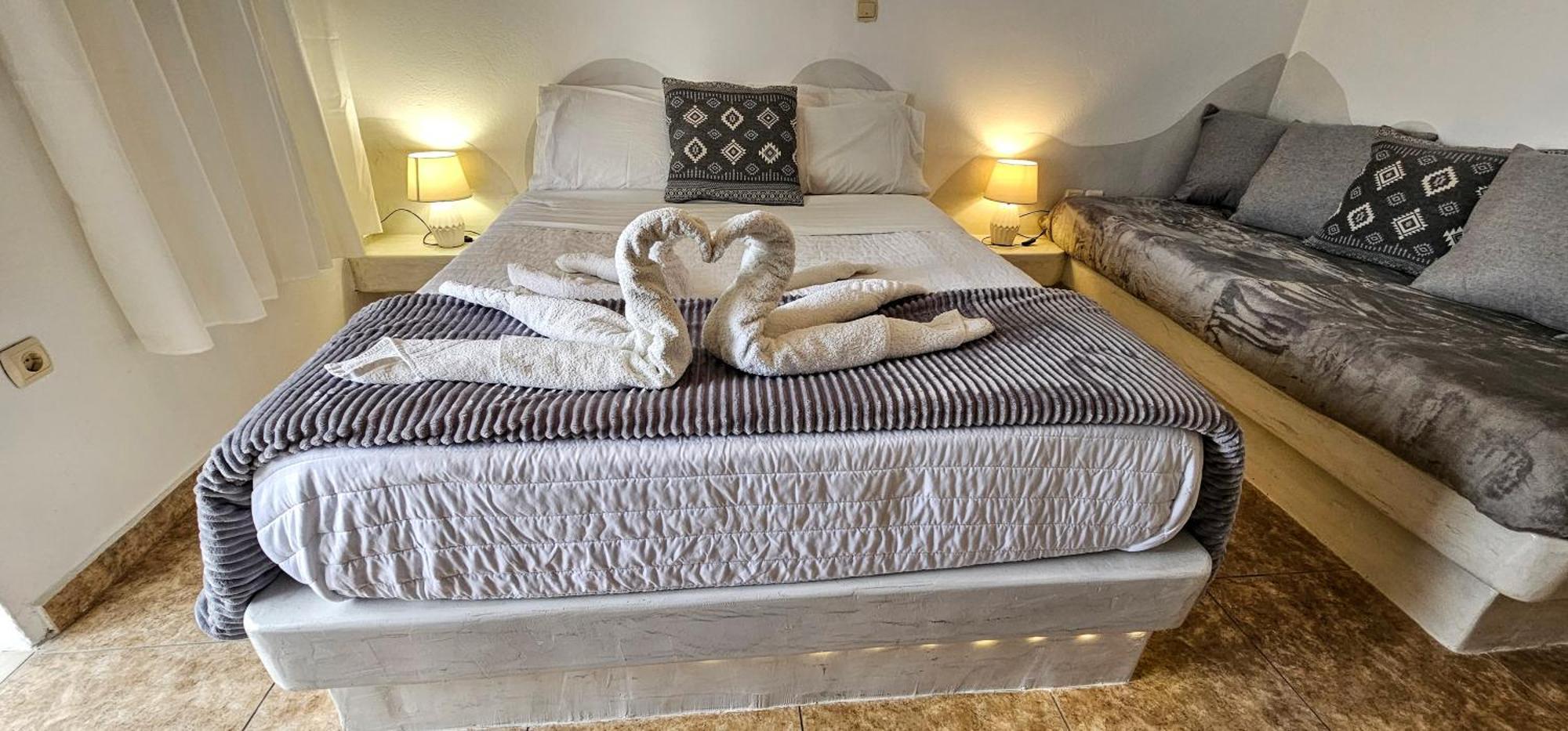 Pleasure Seaside Rooms Перисса Экстерьер фото