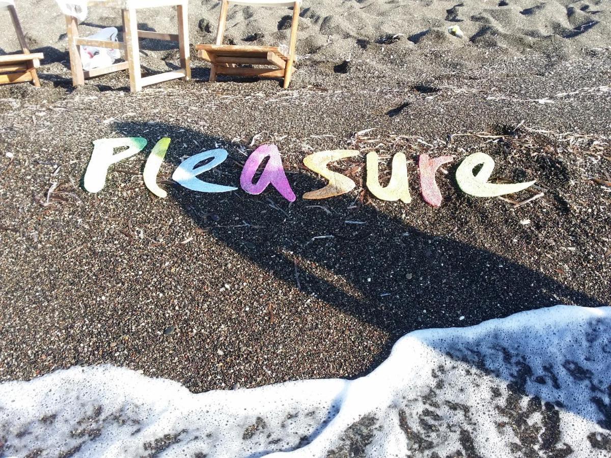 Pleasure Seaside Rooms Перисса Экстерьер фото